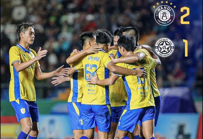 Đăng nhập tài khoản 32win11 web và chọn rút tiền